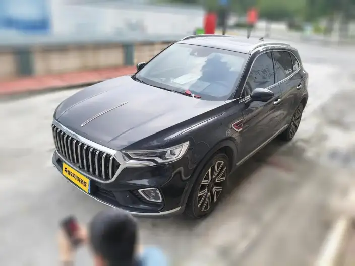 Hongqi HS5 2022 Model Facelift 2.0T Smart Flag Enjoy 4WD Edition – фото 1