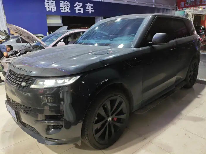 Range Rover Sport 2025 Model 400PS DYNAMIC HSE – фото 1