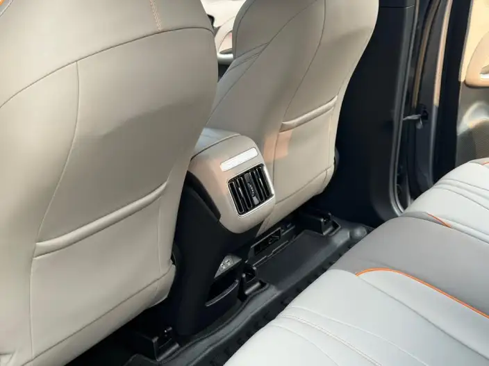 BYD Song Pro DM 2024 Model DM-i Honor Edition 71km Leading Model – фото 9