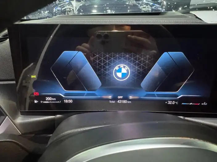 BMW 3 Series 2023 Model 330i M Sports Night Set – фото 10