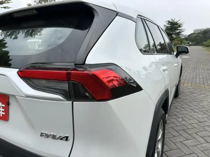 Toyota RAV4 2022 Model 2.0L CVT 2WD Fashion PLUS Edition – фото 10