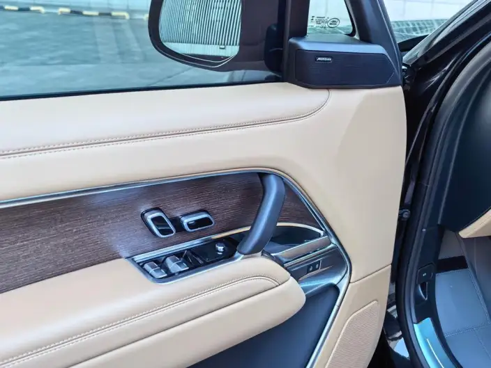 Range Rover 2025 Model 3.0 L6 400PS Shengshi Extended Edition – фото 8