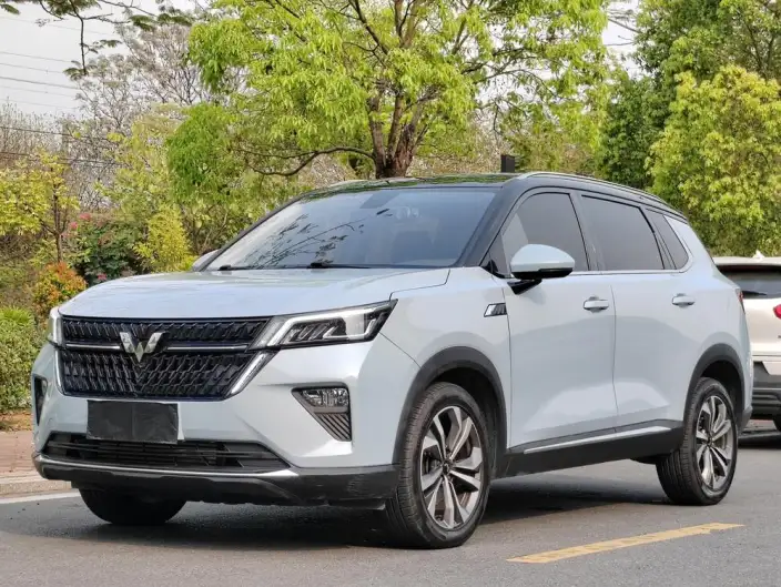 WULING Asta 2021 Model 1.5T Automatic Starlight Edition – фото 1