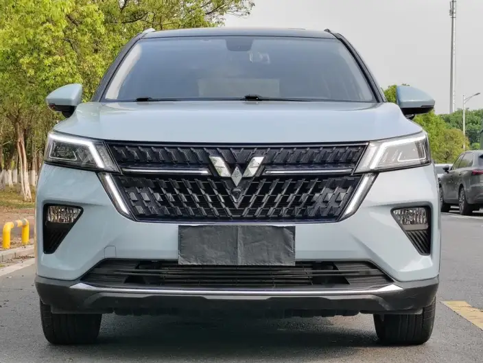 WULING Asta 2021 Model 1.5T Automatic Starlight Edition – фото 2