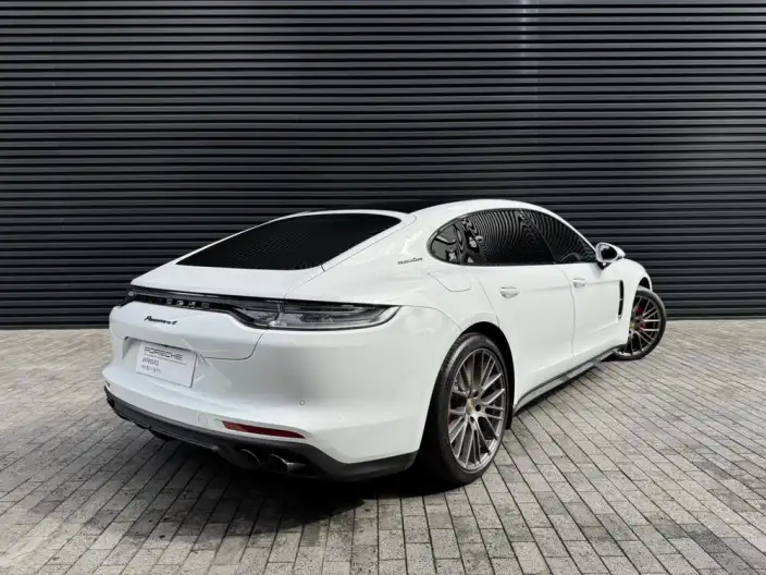 Panamera 2023 Model Facelift Panamera Executive Extended Platinum Edition 2.9T – фото 6