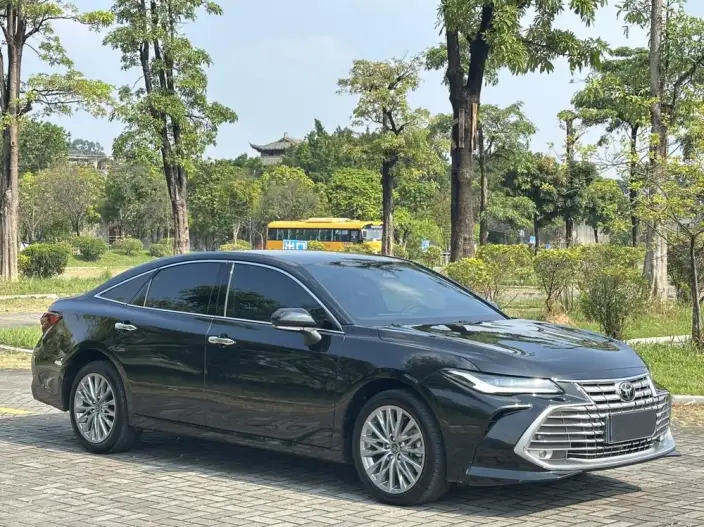 Toyota Avalon 2024 Model 2.0L CVT Deluxe Edition – фото 3