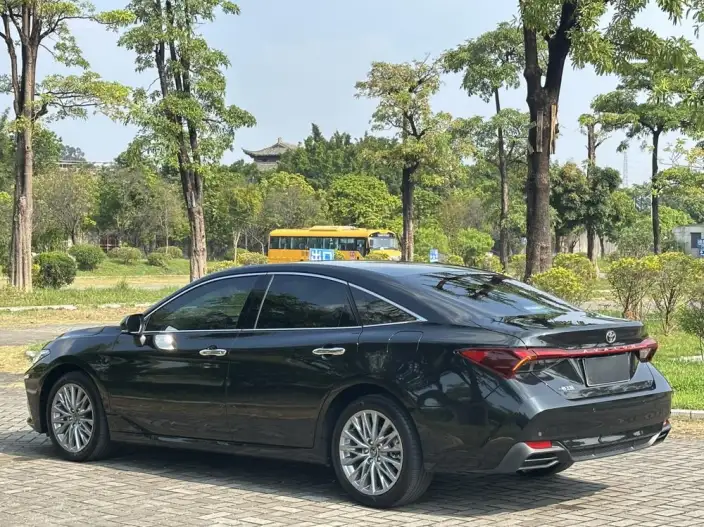 Toyota Avalon 2024 Model 2.0L CVT Deluxe Edition – фото 5