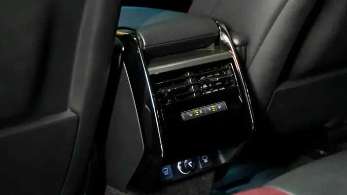 Range Rover Sport 2024 Model 400PS DYNAMIC SE – фото 9