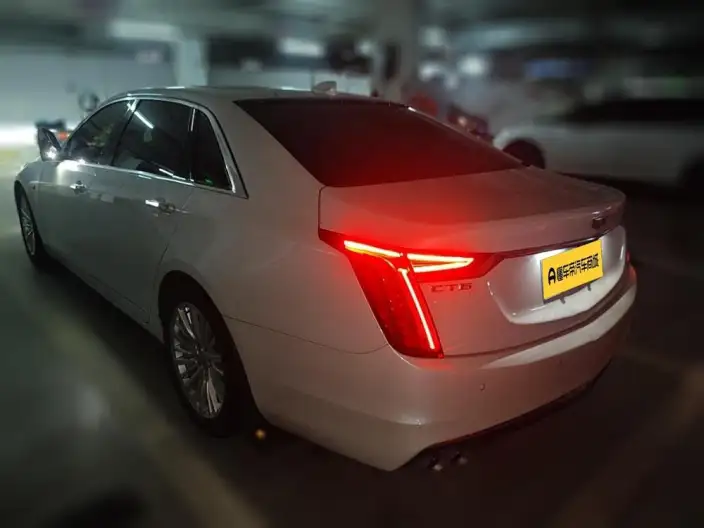 Cadillac CT6 2022 Model 28T Luxury Model – фото 4