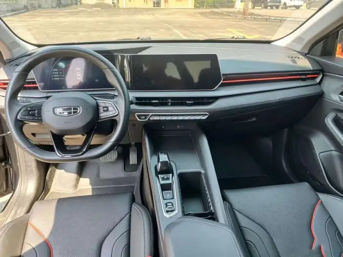 Geely Binrui 2022 Model Geely Binrui COOL 1.5T DCT Fengchi Edition – фото 8