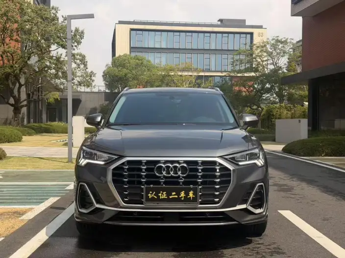 AUDI Q3 2023 Model Facelift 40 TFSI Fashion Dynamic Model – фото 2