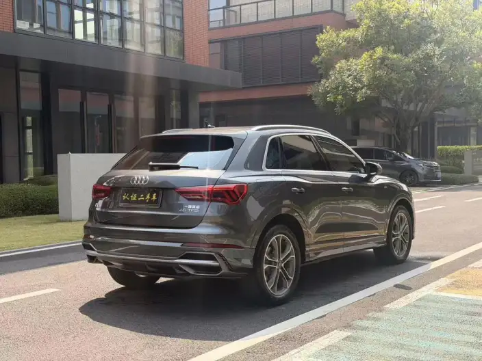 AUDI Q3 2023 Model Facelift 40 TFSI Fashion Dynamic Model – фото 6