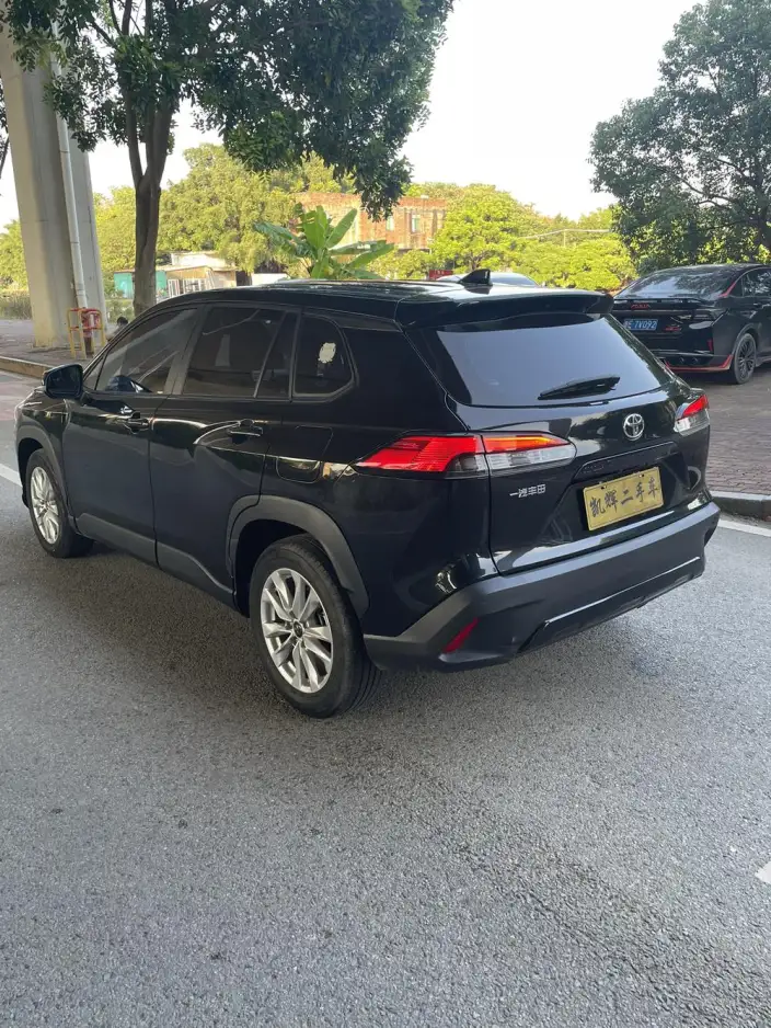 Toyota Corolla Cross 2022 Model 2.0L Exclusive Edition – фото 3