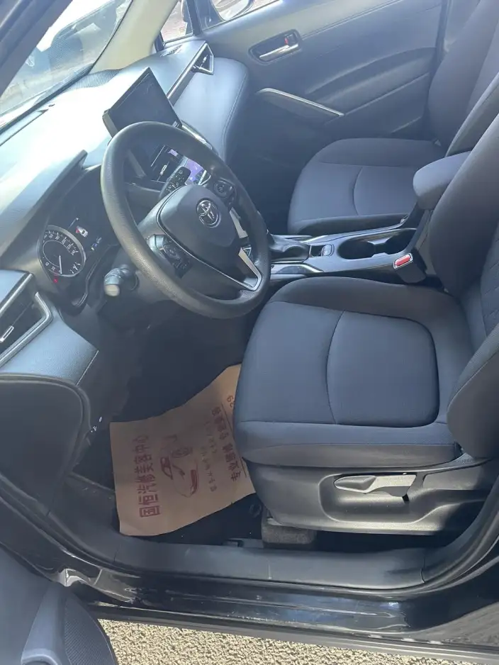 Toyota Corolla Cross 2022 Model 2.0L Exclusive Edition – фото 10