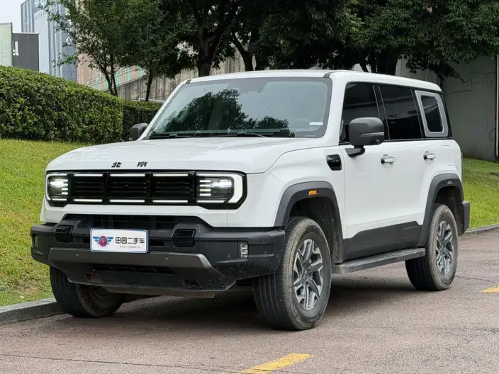 BAIC BJ40 2024 Model City Hunter Edition 2.0T Automatic 4WD Supreme Model