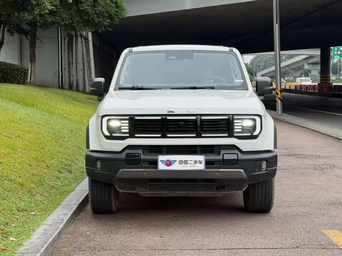 BAIC BJ40 2024 Model City Hunter Edition 2.0T Automatic 4WD Supreme Model