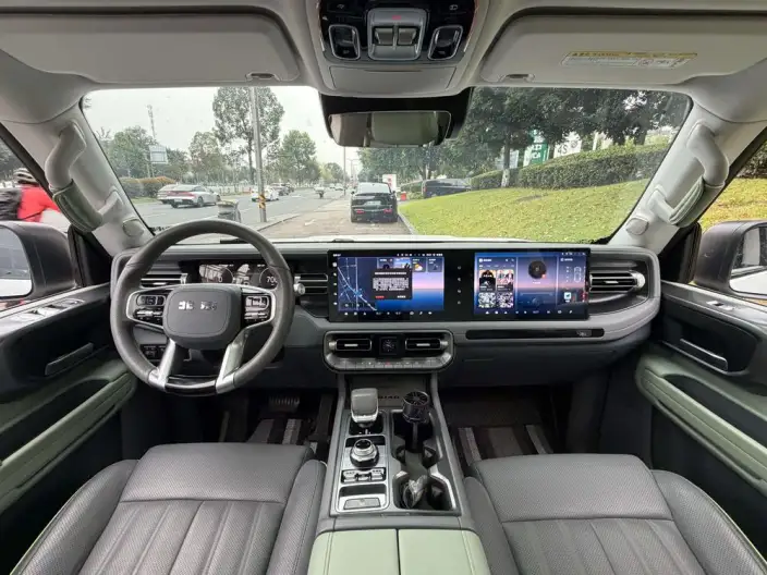 BAIC BJ40 2024 Model City Hunter Edition 2.0T Automatic 4WD Supreme Model – фото 7
