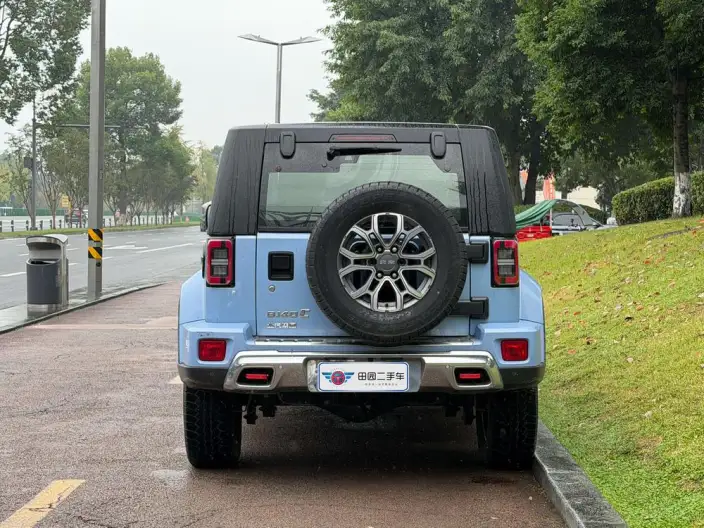 BAIC BJ40 2023 Model 2.0T Automatic 4WD City Hunter Edition Supreme Model – фото 5