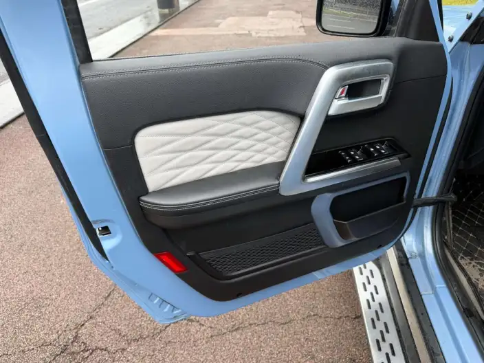 BAIC BJ40 2023 Model 2.0T Automatic 4WD City Hunter Edition Supreme Model – фото 6