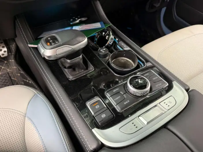 BAIC BJ40 2023 Model 2.0T Automatic 4WD City Hunter Edition Supreme Model – фото 10