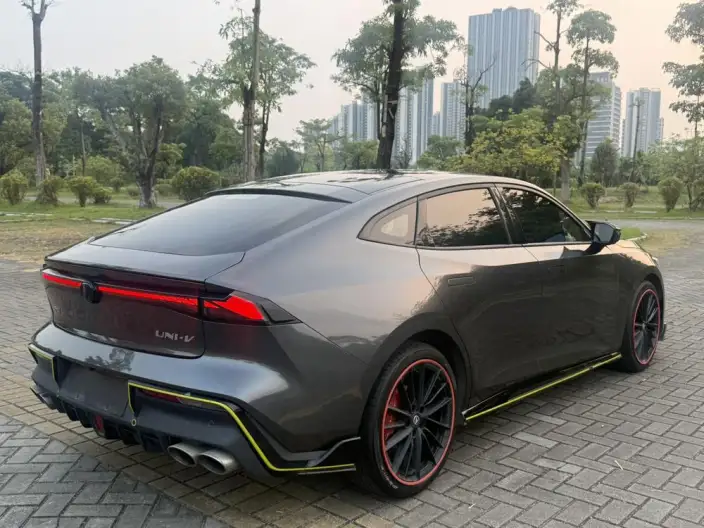 Changan UNI-V 2022 Model 1.5T Sports Edition – фото 7