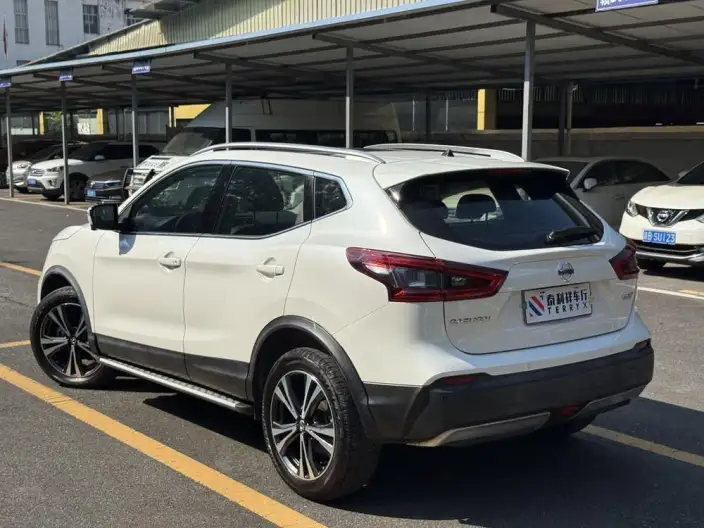 Nissan Qashqai 2022 Model 2.0L XV Prem. Deluxe Edition – фото 5