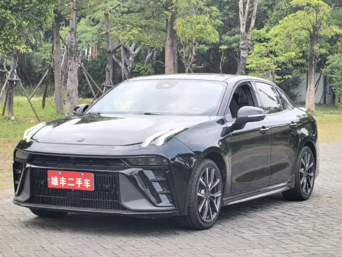 Lynk & Co 03 2023 Model 03+ 2.0TD Automatic Performance Package – фото 1