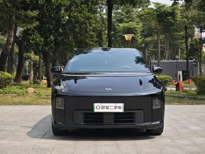 Li Auto i6 2025 Model 2WD Standard Edition – фото 2