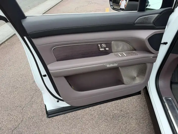 NIO ES8 2026 Model VI seat Executive Signature Edition – фото 6