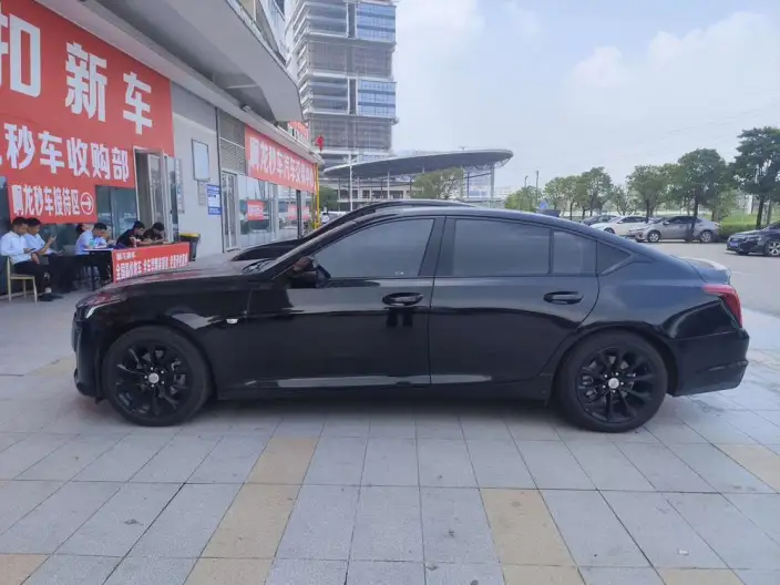 Cadillac CT5 2023 Model 28T Luxury Model Standard Edition – фото 3