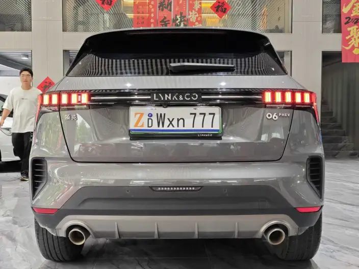Lynk & Co 06 EM-P 2021 Model 84KM Battery Life Edition Pro – фото 6