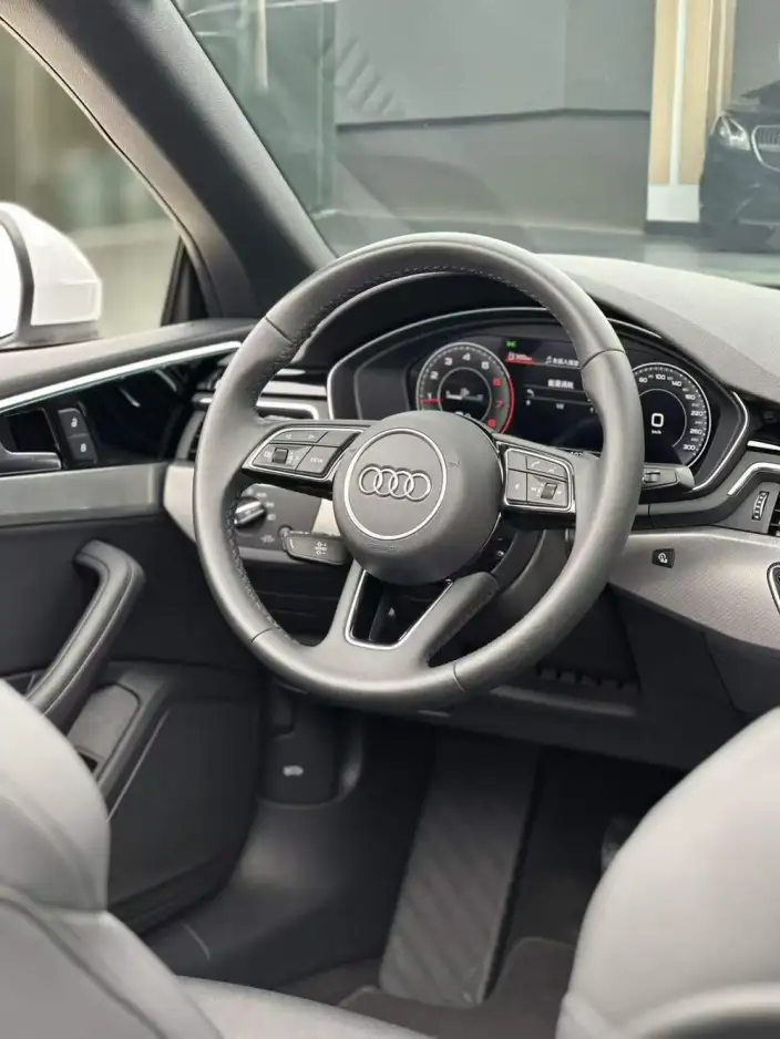 Audi A5 2023 Model Cabriolet 40 TFSI Fashion Dynamic Model – фото 7