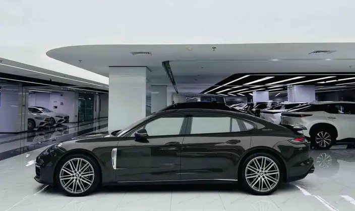 Panamera 2022 Model Panamera Executive Extended Edition 2.9T – фото 3