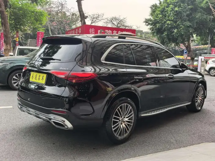 Mercedes-Benz GLC 2024 Model Facelift GLC 300 L 4MATIC Dynamic Model 5 seat – фото 5