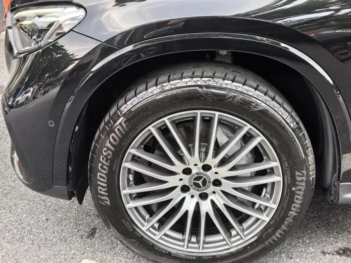 Mercedes-Benz GLC 2024 Model Facelift GLC 300 L 4MATIC Dynamic Model 5 seat – фото 9
