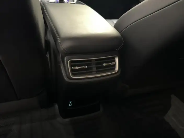 QinL DM 2024 Model DM-i 80KM Leading Model – фото 9
