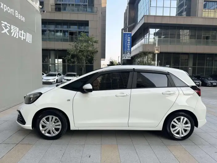 Honda Fit 2021 Model 1.5L CVT Tide Enjoy Edition – фото 3