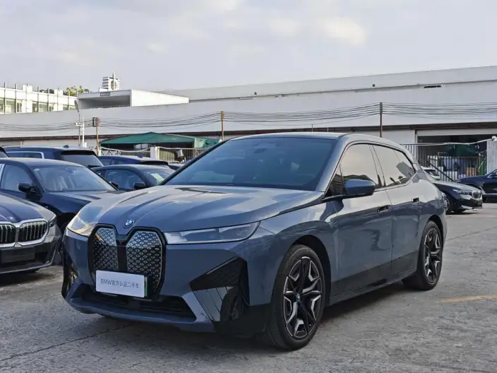 BMW iX 2022 Model xDrive40 – фото 1