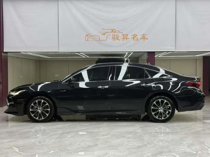 Toyota Avalon 2023 Model Intelligent Hybrid 2.5L E-CVT Deluxe Edition – фото 4