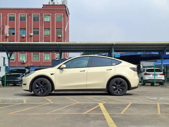Model Y 2023 Model Rear-wheel drive version – фото 3