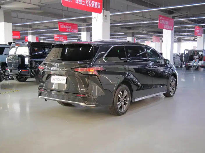 Granvia 2023 Model Intelligent Hybrid 2.5L Deluxe Edition – фото 7