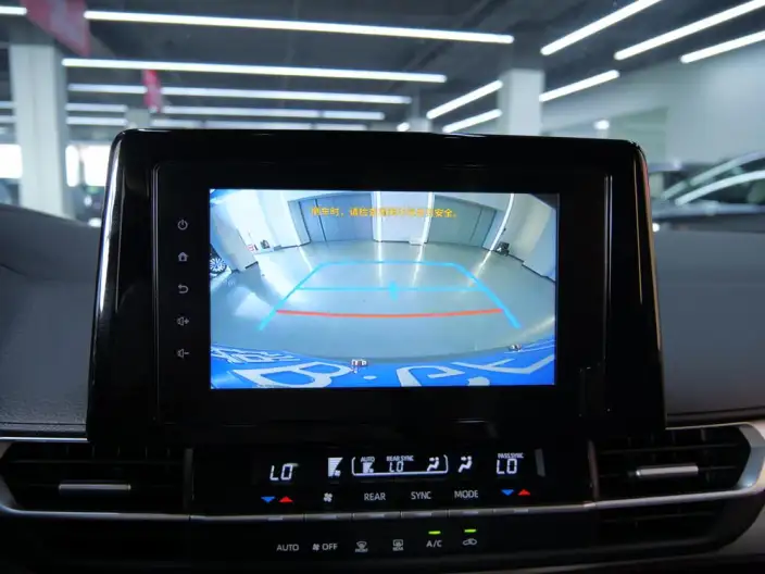 Granvia 2023 Model Intelligent Hybrid 2.5L Deluxe Edition – фото 8