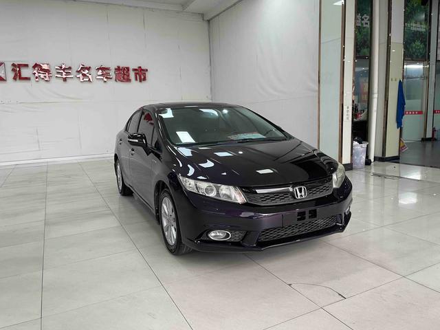 Honda Civic 2012 модификация 1.8L автоматическое Deluxe Edition – фото 2