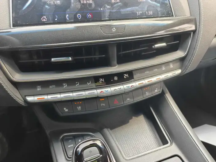 Cadillac CT5 2023 Model 28T Luxury Model Standard Edition – фото 8