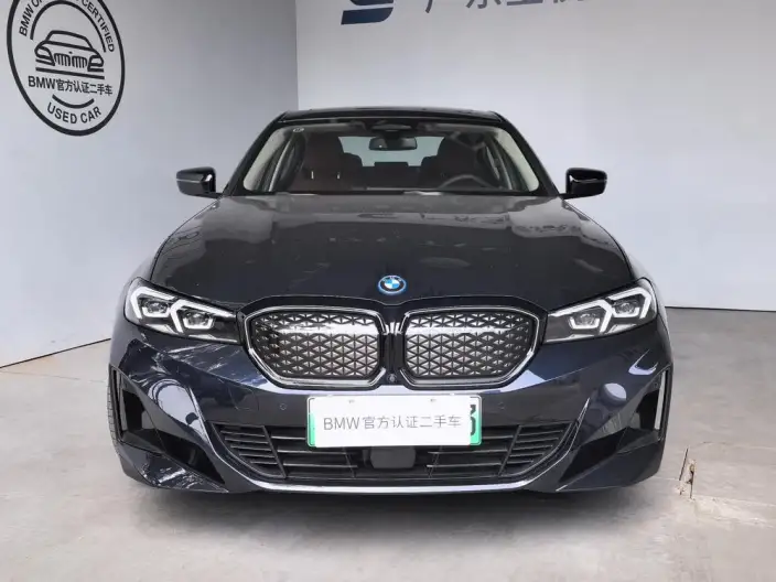 BMW i3 2026 Model eDrive40L Night Set – фото 2