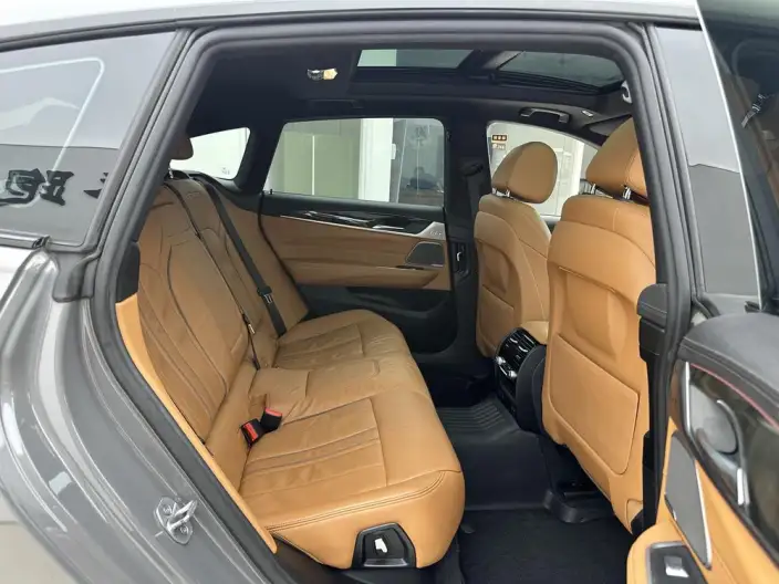 BMW 6 Series GT 2021 Model Facelift 630i M Sports Set – фото 9