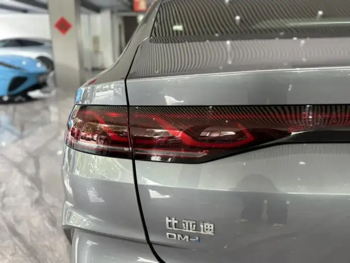 QinL DM 2024 Model DM-i 80KM Leading Model – фото 7