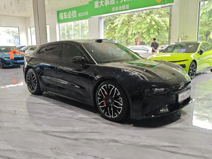 ZEEKR 001 2024 Model YOU Edition 100kWh 4WD – фото 3