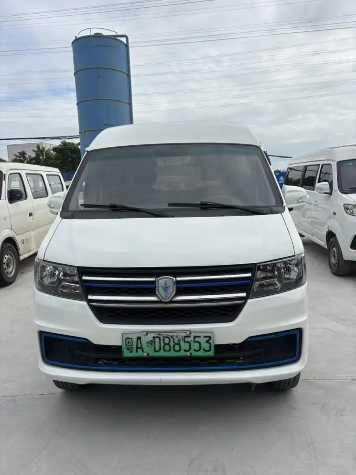 New Hiace EV 2023 Model Comfort Model – фото 2