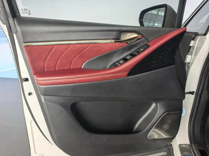 GAC Trumpchi E9 PHEV 2023 Model 2.0TM MAX – фото 10